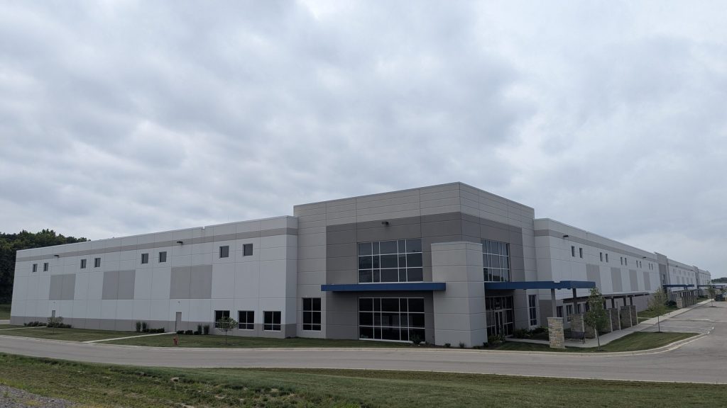 This building on 3303 West Oakwood Road in the city of Franklin will be home to a new manufacturing facility for Modine Manufacturing. The site will help the company respond to growing demand for data center cooling systems. Photo courtesy of Modine Manufacturing