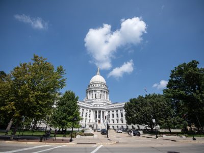 Legislators Propose Tax Incentives to Attract German Company
