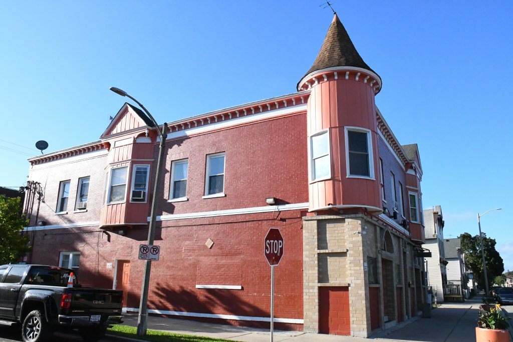 Cantarito's Bar/Passion Night Club,1566 S. Muskego Ave. Photo taken Sept. 25, 2025 by Jeramey Jannene.