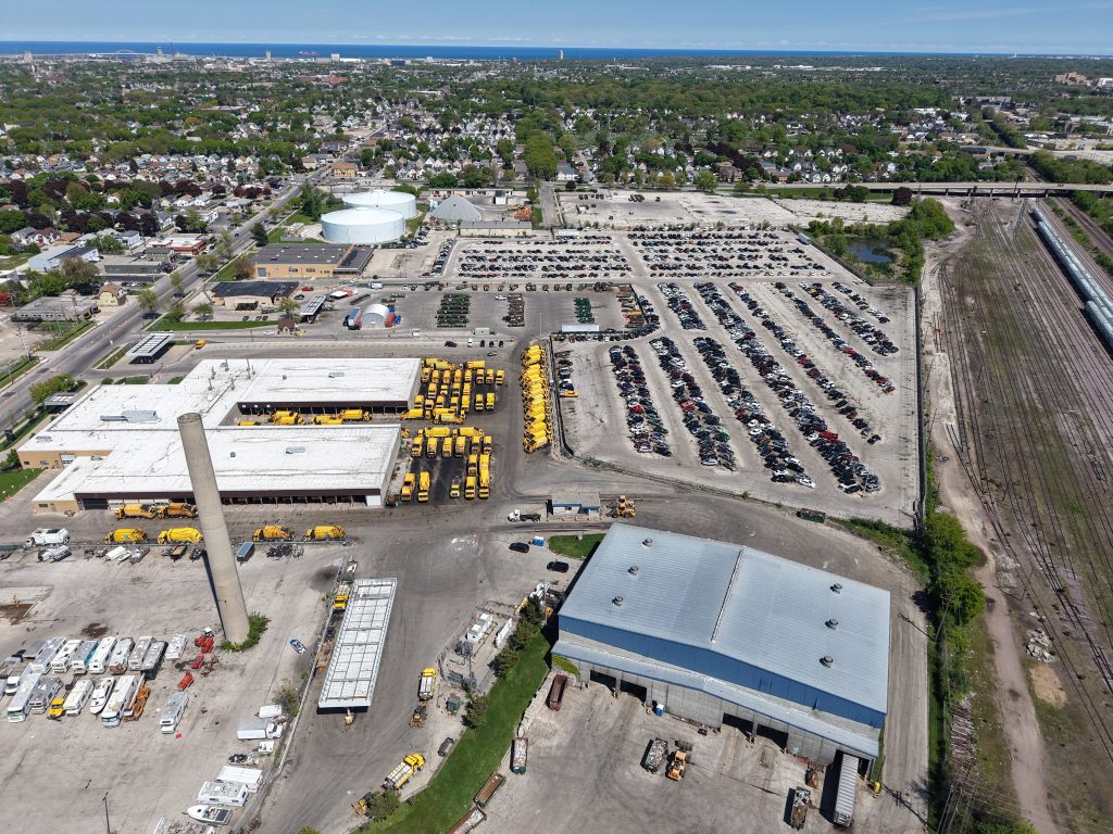 The South Drop-Off Center, transfer station and city tow lot. Photo by Urban Milwaukee staff.