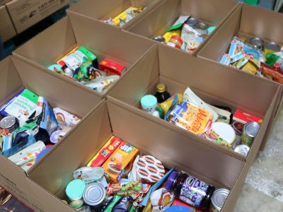 Neighbors Launch Drive to Fill FoodShare Gap
