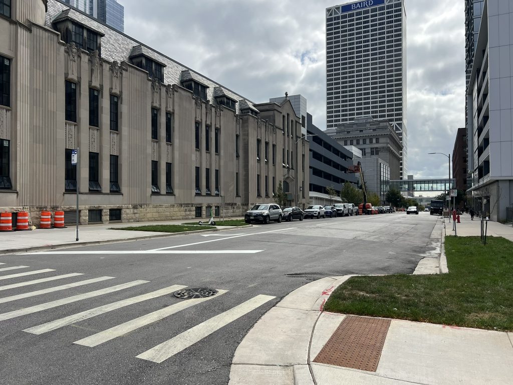 N. Van Buren Street at E. Wells St. Photo by Jeramey Jannene.