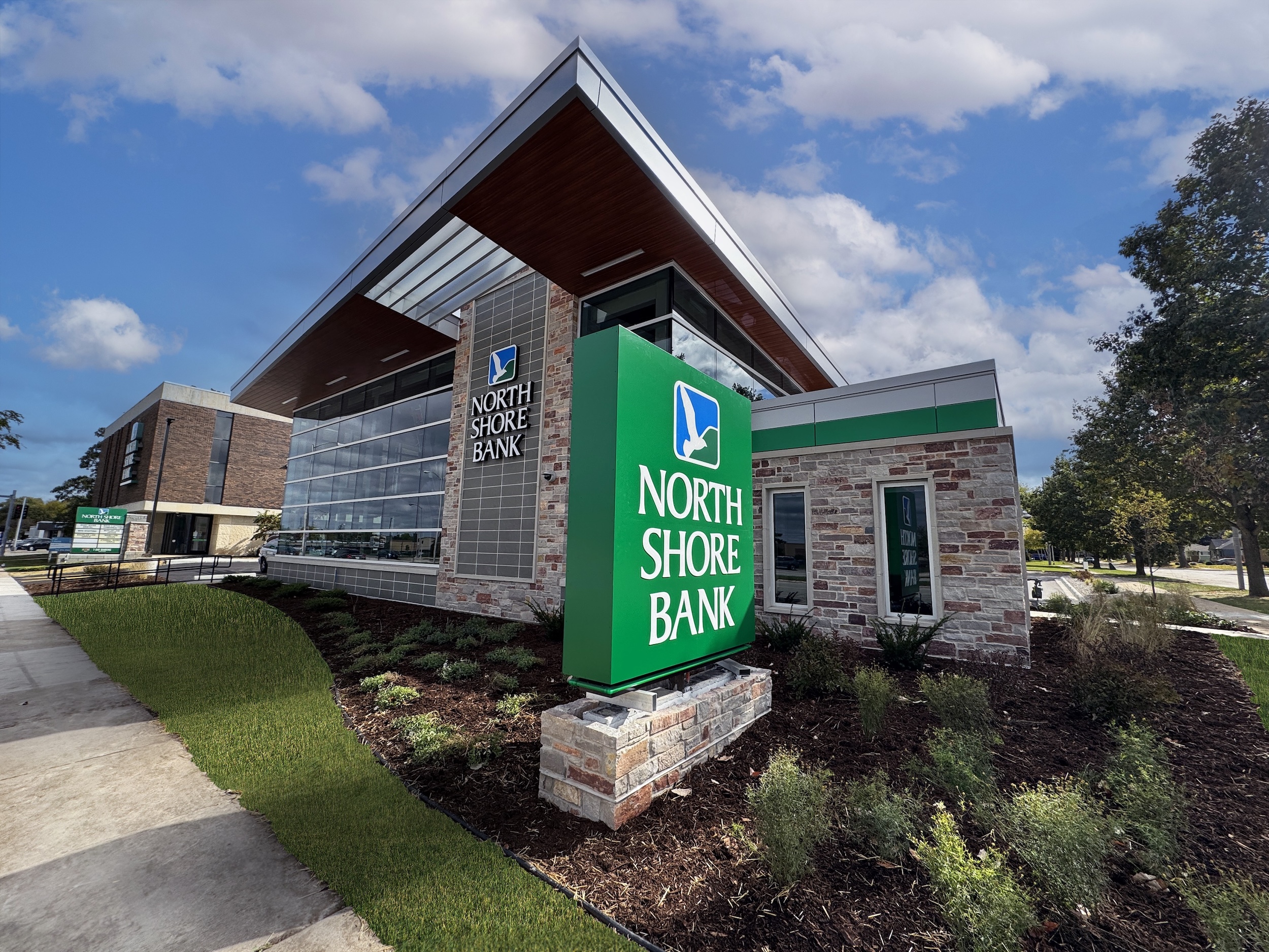 North Shore Bank Opens New Full-Service Branch in West Allis