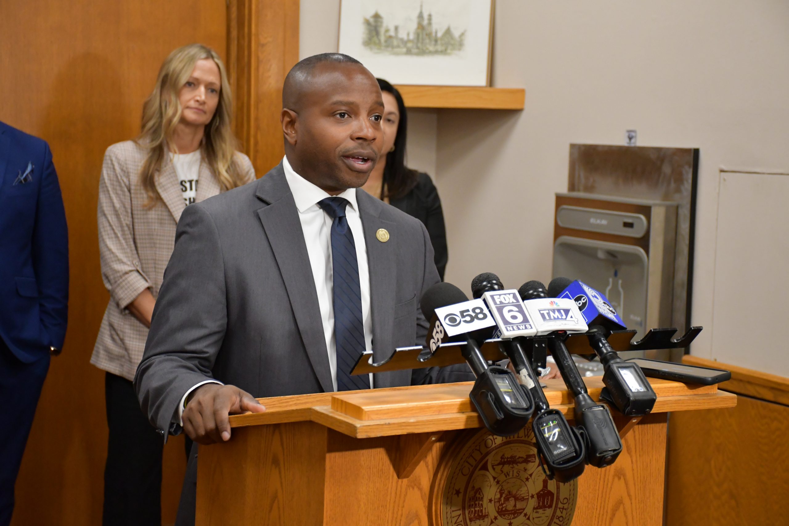 Mayor Issues Seven Budget Vetoes