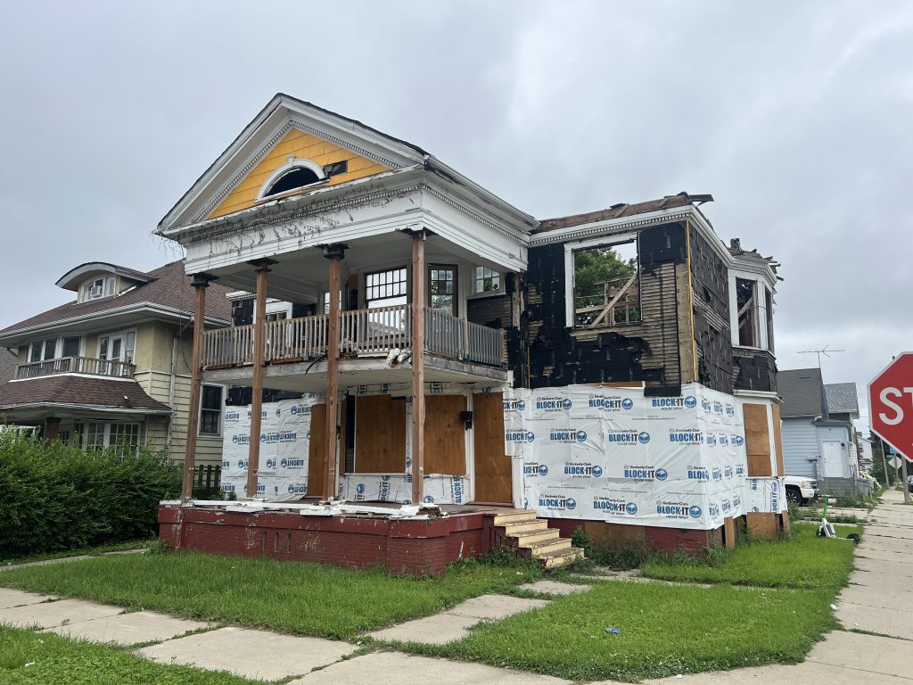 1001-1003 S. 10th St. in July 2025. Photo by Jeramey Jannene.