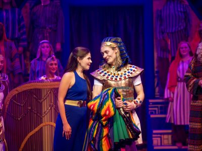 Theater: Skylight’s Holiday Show Is Lots of Fun