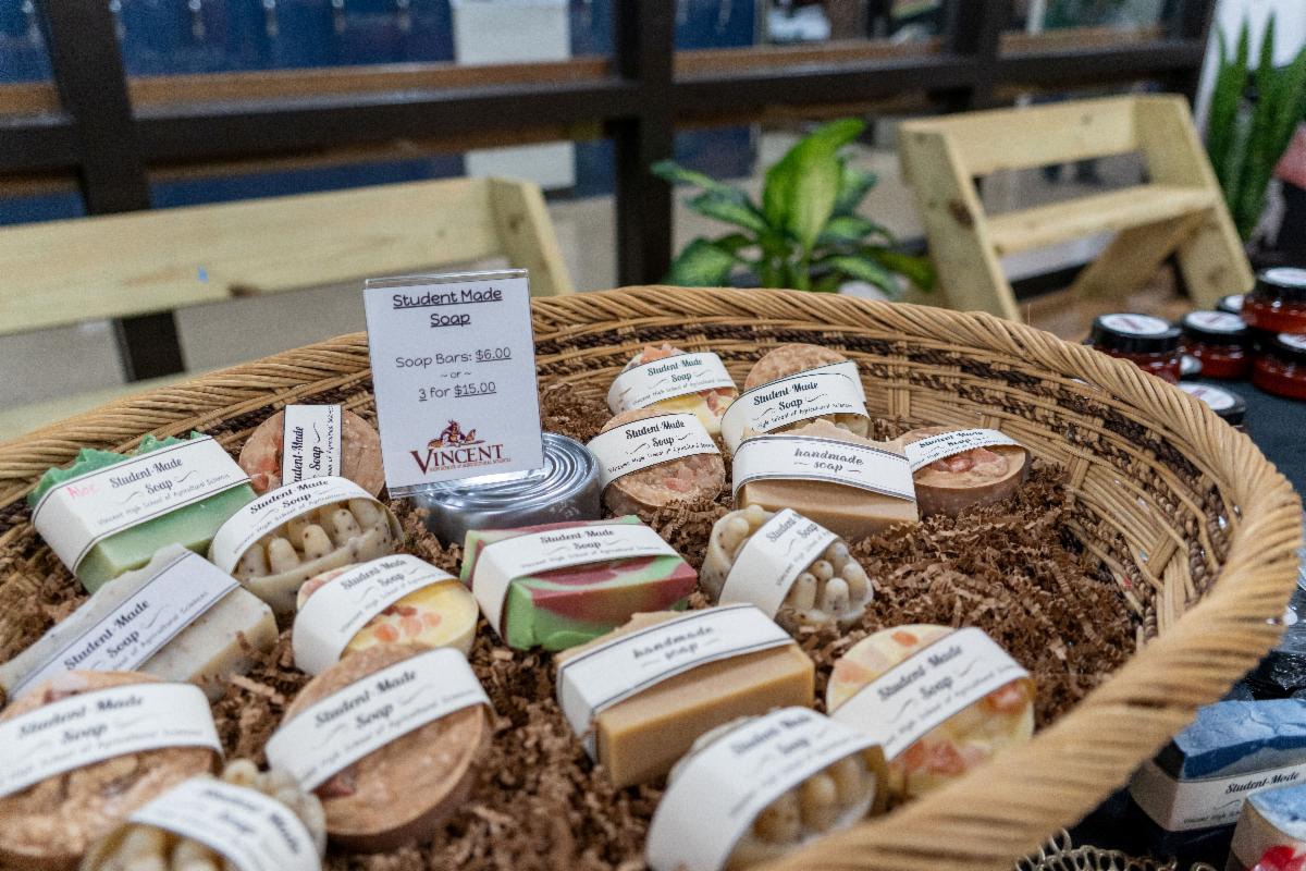 Holiday Market at MPS’s Vincent School of Agricultural Sciences Studies is Dec. 9 and 11