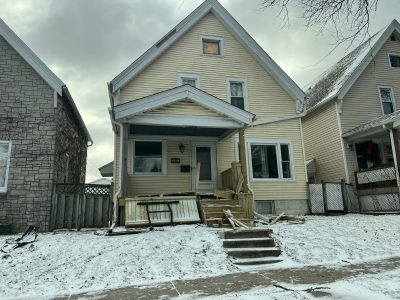 1227 E. Russell Ave.