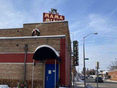 Dining: 55 Years Old, Mama Mia’s Still Cooking