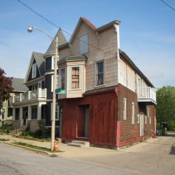 436-438 E. Smith St. in 2022. Photo by Jeramey Jannene.