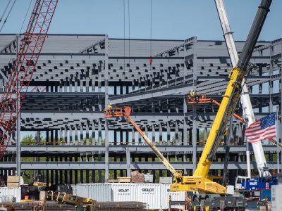 PSC Analysts Say We Energies’ Data Center Rates Pose Risks to Customers