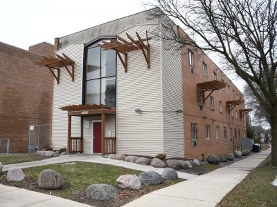 2829 W. Wisconsin Ave.