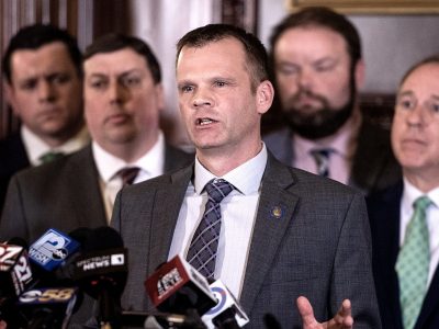 Vos, LeMahieu Agree on $2.3 Billion Plan to Spend Surplus