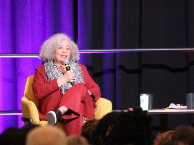 At UWM Lecture, Angela Davis Weighs in on Campus DEI Debate