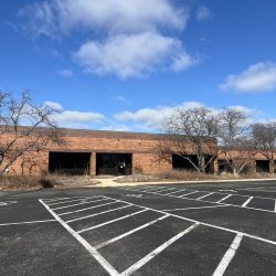 11400 W. Lake Park Dr.. Photo by Jeramey Jannene.