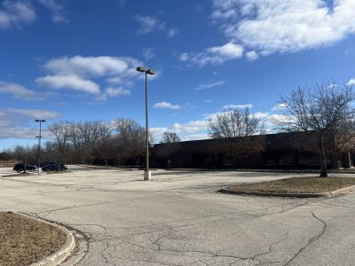 11425 W. Lake Park Dr.