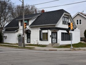 3457-3461 S. Howell Ave.. Photo by Jeramey Jannene.