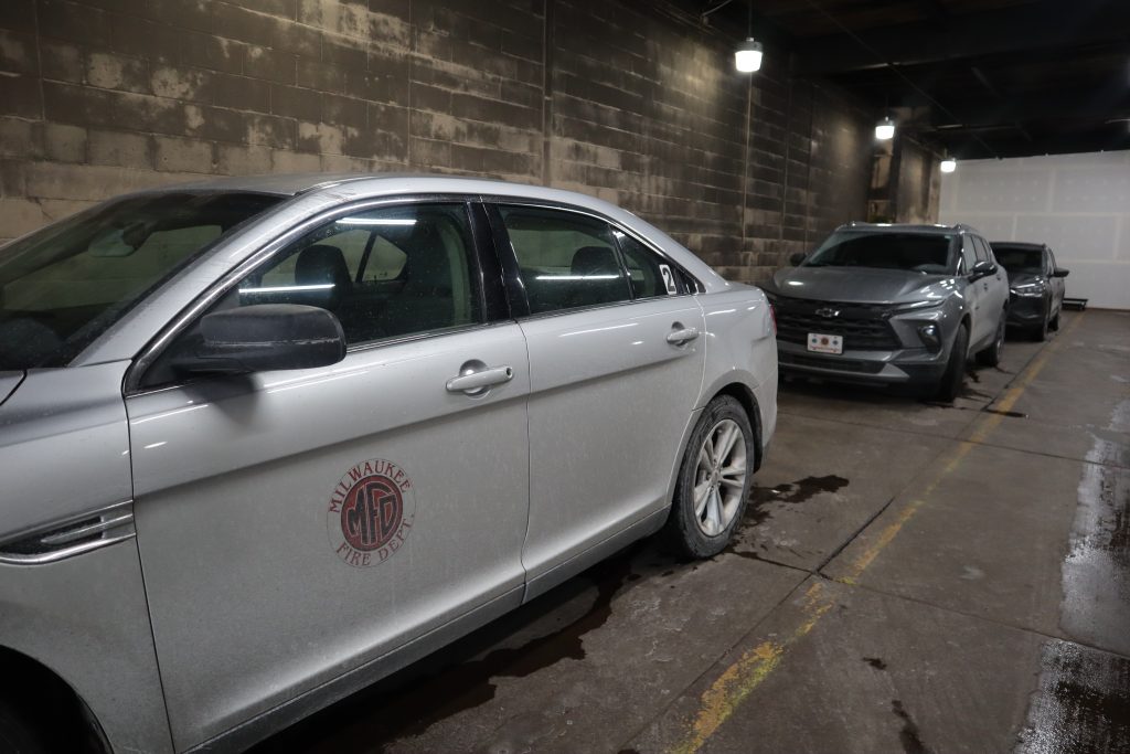 Vehicles used by the Milwaukee Overdose Response Initiative (MORI). (Photo by Isiah Holmes/Wisconsin Examiner)