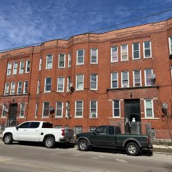 1328-1336 W. Greenfield Ave.. Photo by Jeramey Jannene.