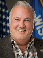 Sen. Cory Tomczyk official portrait.