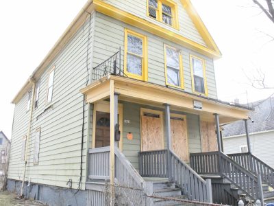 3222-3224 N. Richards St.