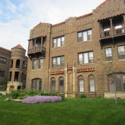 2628 N. Humboldt Blvd.

Photo taken May 26, 2014 by Jeramey Jannene. All Rights Reserved.