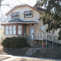 2337 S. Logan Ave.. Photo by Jeramey Jannene.