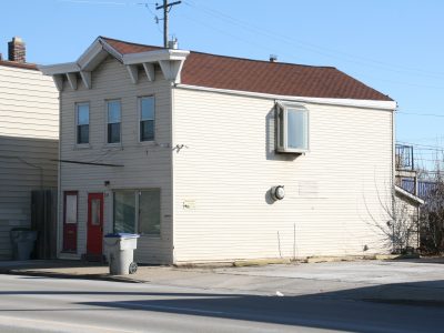 904 S. 1st St.