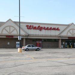 Walgreens at 2727 W. North Ave.. Photo by Jeramey Jannene.