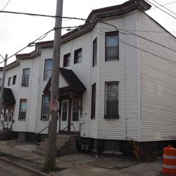 613-619 W. Pierce St. Photo by Jeramey Jannene.