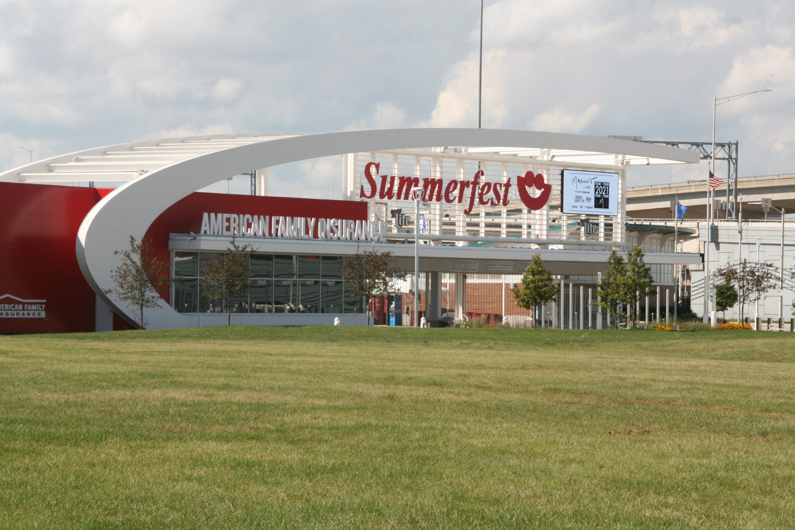 Transportation: County Bus Shuttles Returning to Summerfest