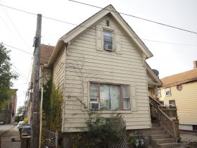 625 W. Pierce St. Photo by Jeramey Jannene.