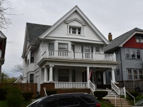 3265-3267 N. Palmer St. Photo by Jeramey Jannene.