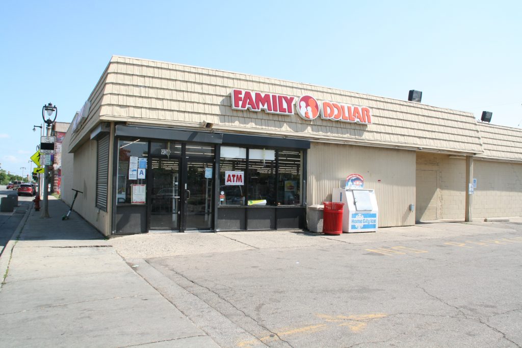 Family Dollar at 930 N. 27th St.. Photo by Jeramey Jannene.