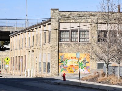 1500 W. St. Paul Ave.