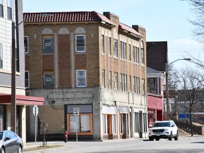 3726-3732 W. Lisbon Ave.