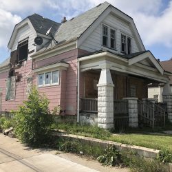 Since-demolished vacant home at 2821 N. 25th St. Photo by Jeramey Jannene.