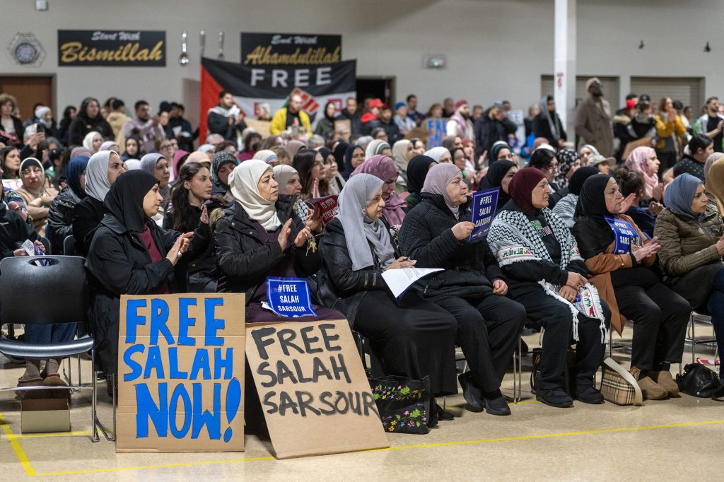 A crowd fills the Islamic Society of Milwaukee Community Center in support of Salah Sarsour, the group’s president who was detained by ICE, on Thursday, April 2, 2026, in Milwaukee, Wis. Angela Major/WPR