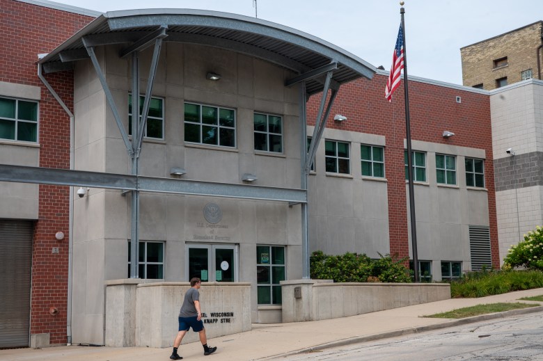 The U.S. Immigration and Customs Enforcement field office at 310 E. Knapp St. (NNS file photo by Jonathan Aguilar / Milwaukee Neighborhood News Service / CatchLight Local)