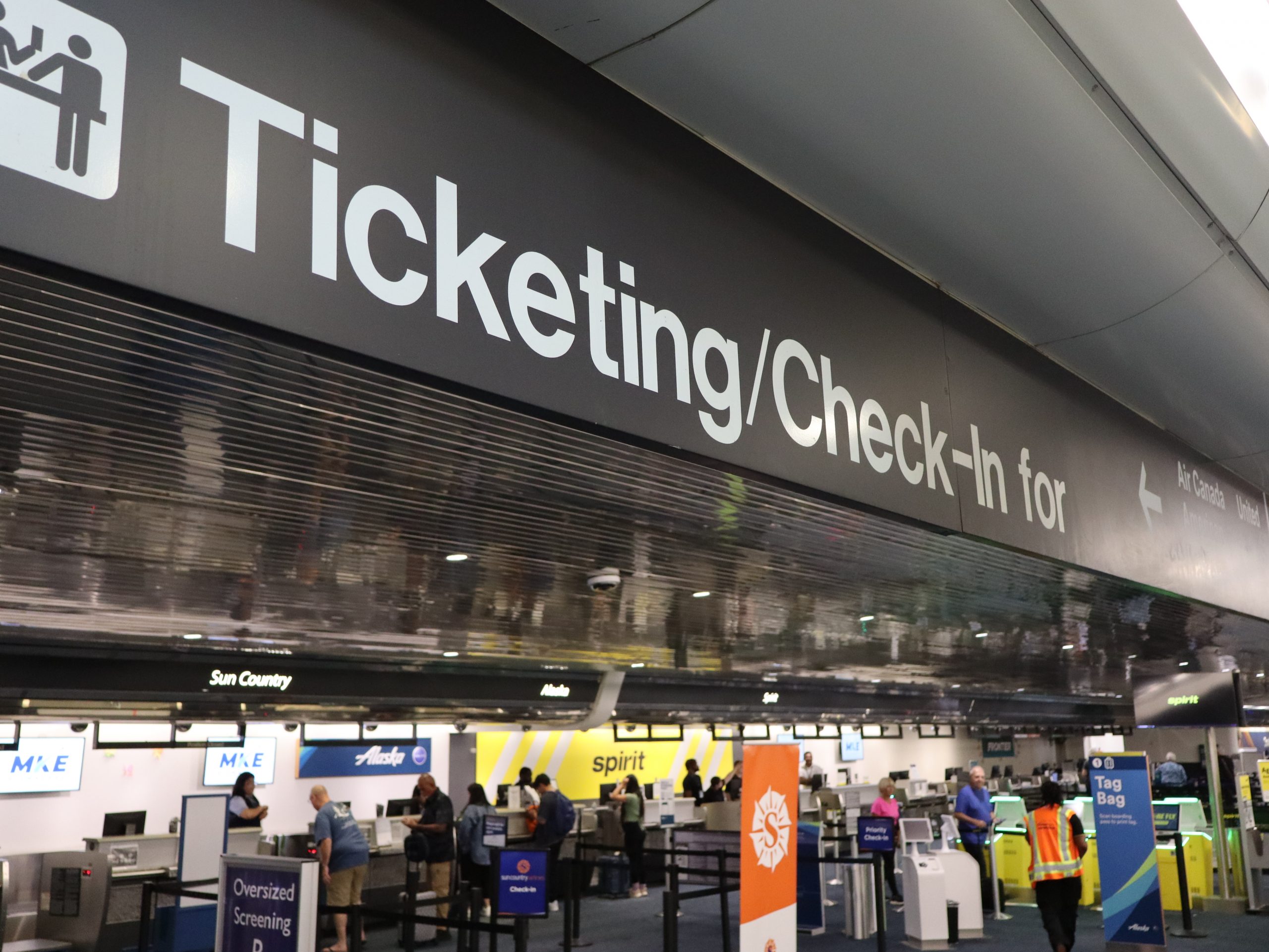 Transportation: Airport Launches Sign Language Service