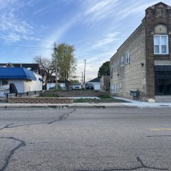 5016-5018 W. Center St. Photo by Jeramey Jannene.