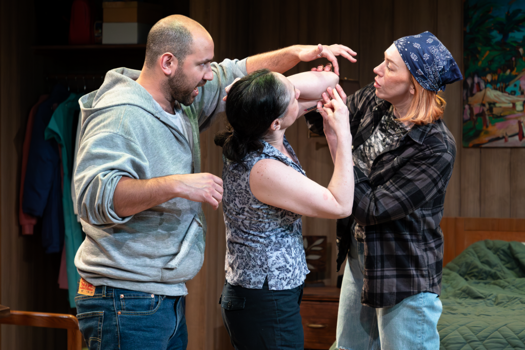 Joe Lino (Peter), Jaimelyn Gray (Agnes) and Tess Cinpinski (R.C.). Photo by Jake Badovski, Kłamię Studios.