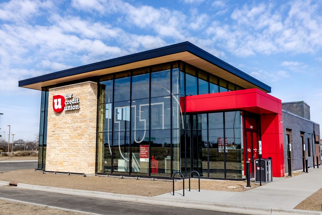 UW Credit Union, 1267 Capitol Dr., Pewaukee. Photo courtesy of UW Credit Union.