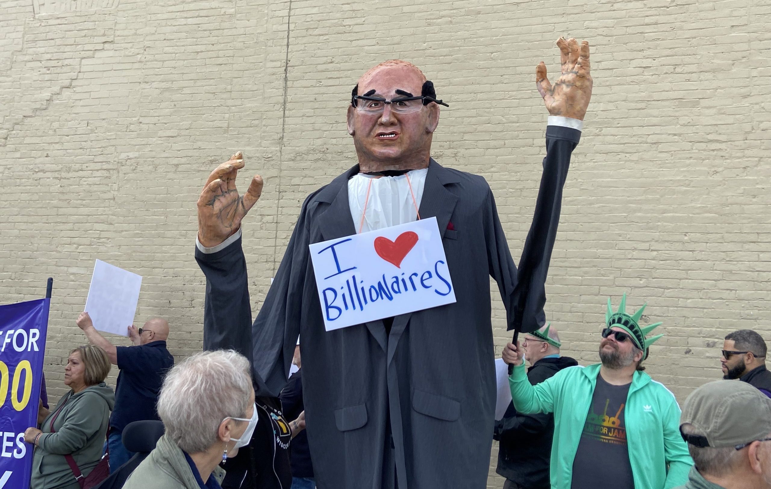 Union Members, Activists Slam Tiffany Over Healthcare and Tax Breaks