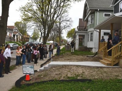Bus Tour Showcases New Path To Affordable Homeownership