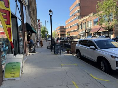 Milwaukee Overhauling Parklet, Sidewalk Dining Approval Process
