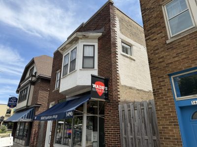 3490-3492 N. Oakland Ave.