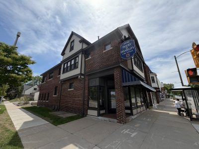3494-3496 N. Oakland Ave.