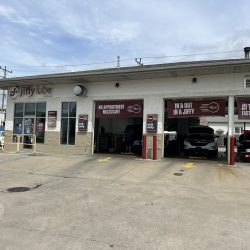 Jiffy Lube at 3700 W. Lincoln Ave. Photo by Jeramey Jannene.