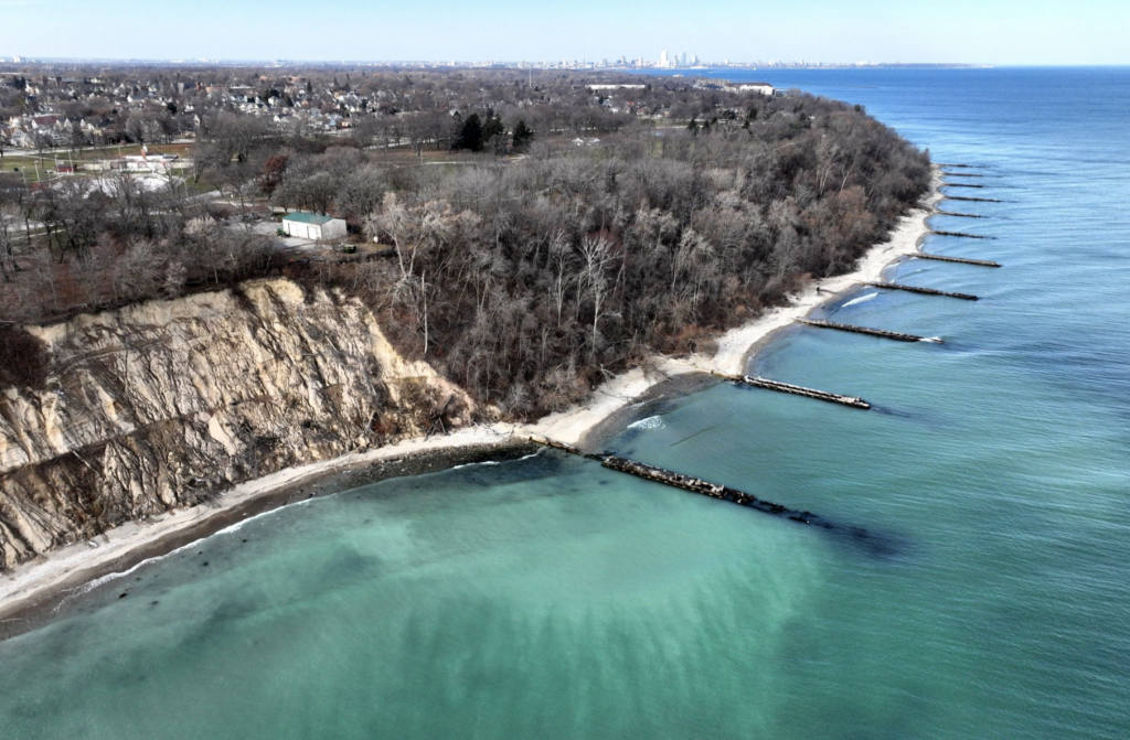 Sheridan Park Bluffs Are Crumbling Away